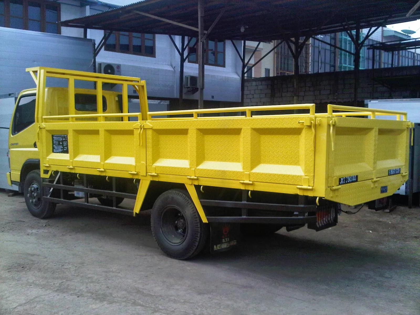 Rental Colt Diesel Bandung